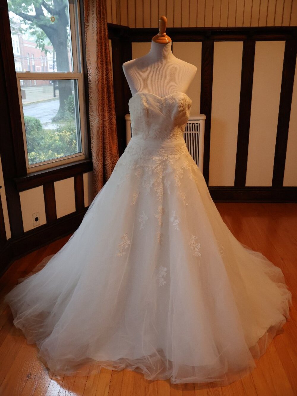 Avenue Diagonal by Pronovias Wedding Dress